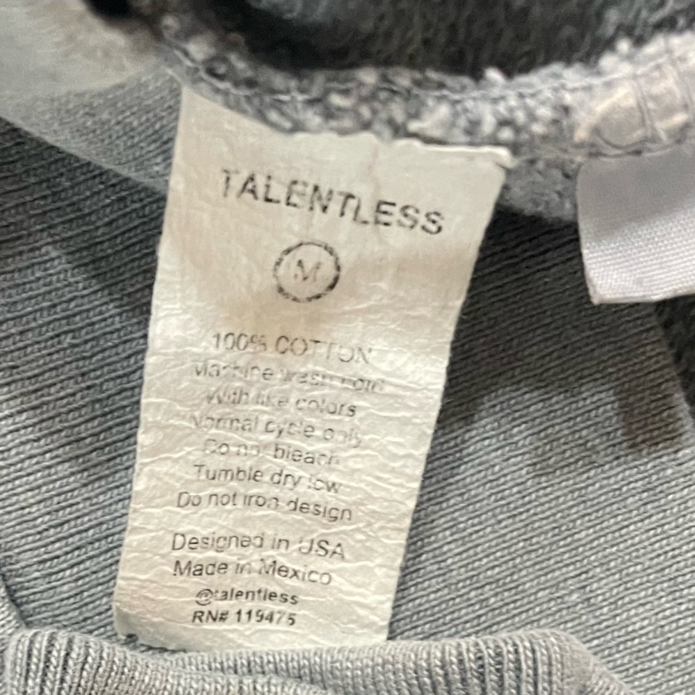 TALENTLESS Gray Cropped Sweatshirt | Size M | EUC - Picture 5 of 8
